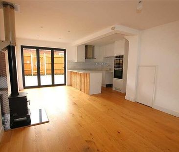 Medway, Hailsham, East Sussex, BN27 - Photo 6