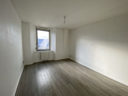 Location Appartement 3 pièces 86m² REIMS 51100 - Photo 5