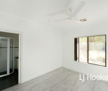 3 BEDROOM 2 BATHROOM HOUSE IN STUART - MODERN AND SPACIOUS - Photo 1