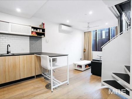 707/93 Flemington Road, North Melbourne - Photo 2