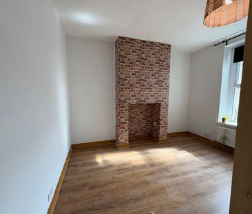 2 Bed Semi-Detached House, New Cheltenham Road, BS15 - Photo 2