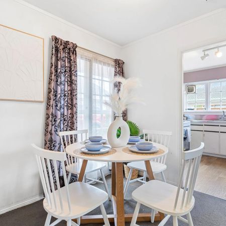 Solid, Sunny, & Supremely Convenient - Photo 3