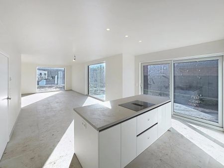 Prachtige en zéér ruime woning met kwaliteitsvolle afwerking - Photo 3