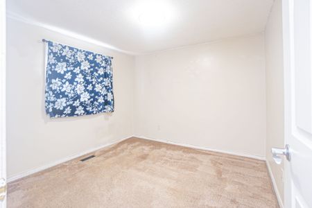 For Lease - 10 Braidwood Lake Road, Brampton, Ontario - Photo 5