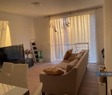2 bedroom flat to rent - Photo 1