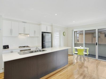 Premium Studio Apartment with a Private Courtyard - Photo 3