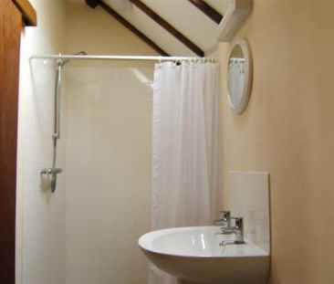 1 bedroom bungalow to rent - Photo 3