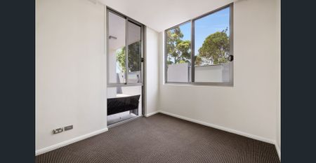 Lifestyle Ground Floor Apartment with Sunlit North-Facing Courtyard - C Block - Photo 5