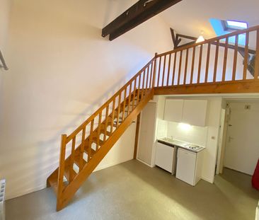 Location Appartement 2 pièces 23m² - Photo 1