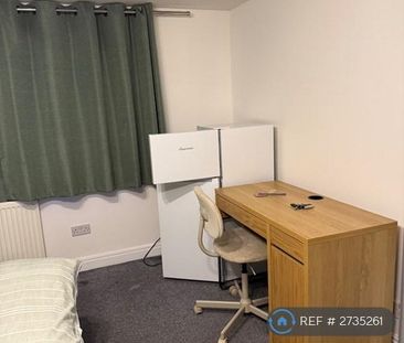 1 bedroom in a house share to rent - Photo 4