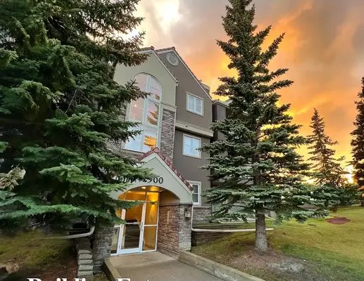 Beautiful unit for rent in Edgemont great neighborhood with top-notch amenities | 32 - 2900 Edenwold Heights Northwest, Calgary - Photo 1