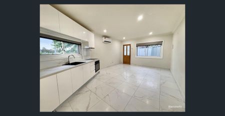 Modern 2-Bedroom Granny Flat - Photo 3