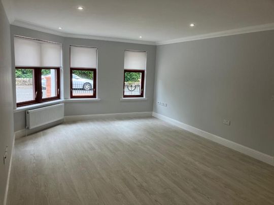 4 bedroom semi-detached house to rent - Photo 1