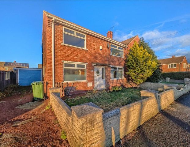 3 bedroom semi-detached house to rent - Photo 1