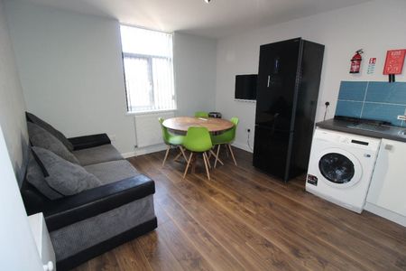Hawkins Street,Flat, PRESTON, Lancashire PR1 7HR - Photo 4