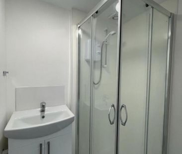 Studio to rent - Photo 6
