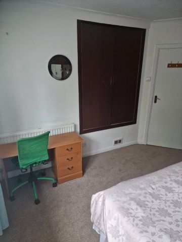 Room in a Shared House, Neeld Crescent, NW4 - Photo 2