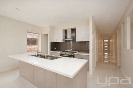 Comfortable Living in a Family-Friendly Location - Photo 5