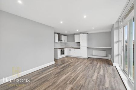 2 bedroom apartment to rent - Photo 4