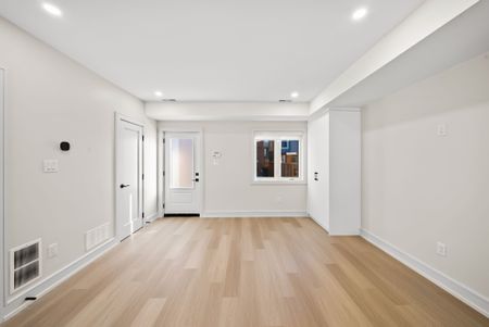 For Lease - 86 Argyle Street Unit# LANEWAY, Toronto, Ontario - Photo 2