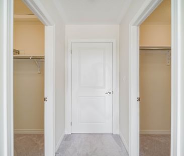 For Lease - 29 Kingsbury Trail, Barrie, Ontario - Photo 1