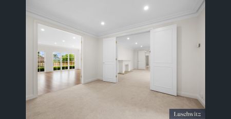 FAMILY HOME IN PREMIER WARRAWEE LOCATION - Photo 4