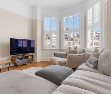 2 Bed Flat, Tierney Road, SW2 - Photo 2