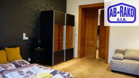 Pronájem bytu 3+1 150 m² - Fotografie 5