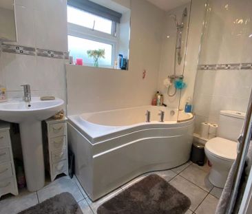 2 bedroom property to rent - Photo 6