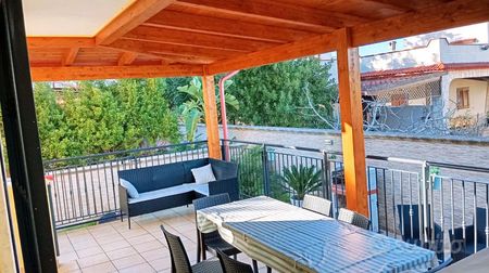 Appartamento in villa ammobiliato - Photo 2