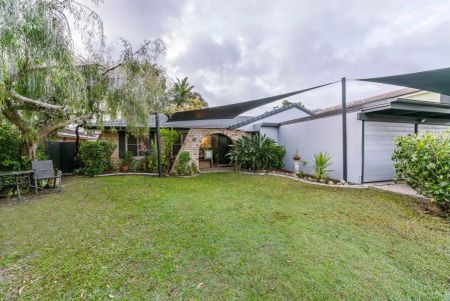 22 Hermitage Street, Keperra QLD 4054 - Photo 5