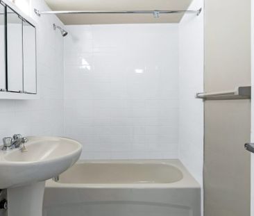 21 Welsford Gardens - Photo 2