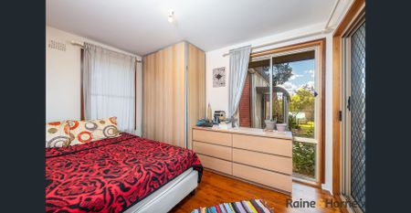 Spacious Shared Living Near the University - $500 Per Week - Photo 5