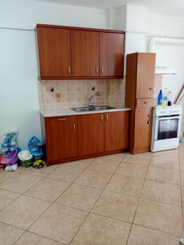 Studio/Γκαρσονιέρα για ενοικίαση - Νίκαια, - Φωτογραφία 4