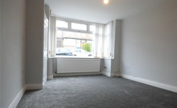 3 Bed End Terrace, Chudleigh Road, M8 - Photo 1