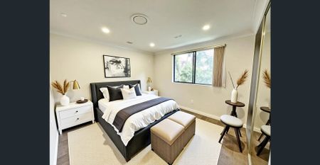 HUGE 3 BEDROOM TOWNHOUSE PLUS STUDY AREA IN QUIET CUL-DE-SAC DEVELOPMENT - Photo 3