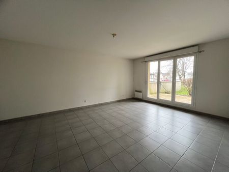 Location Appartement 3 pièces 66m² ST JEAN DE LA RUELLE 45140 - Photo 5