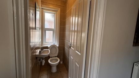 Ashley Road, Poole, Dorset, BH14 - Photo 4