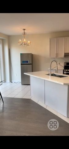 For Lease - 472 Carbert Crescent, Milton, Ontario - Photo 2