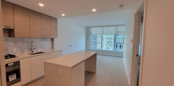 Brand New 1 bedroom 1 Den Apartment Gilmore Place - Photo 2