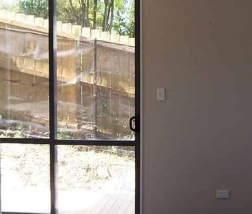 Freshly painted cosy 3BR Massey Home w/ Deck! - Photo 5