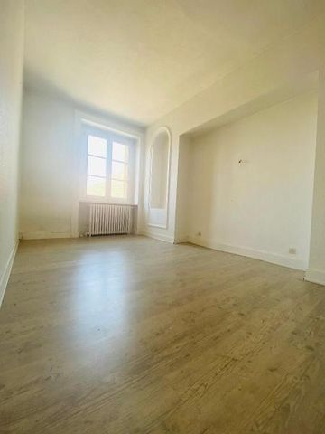 : Appartement 80.0 m² à SAINT-ETIENNE - Photo 2