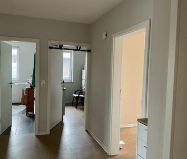 WG-Zimmer mit tollem Balkon für Schüler, Studenten oder Auszubildende! - Photo 3