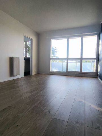 Location Appartement 2 pièces 45m² - Photo 2