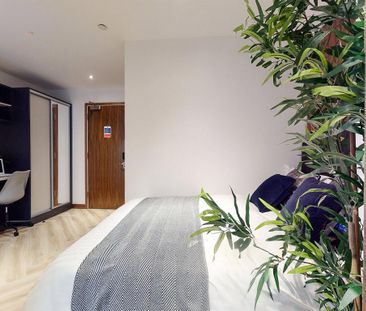 Studio to rent - Photo 2