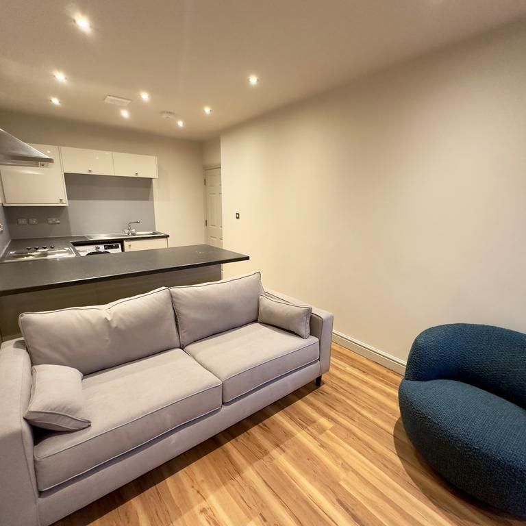 2 bedroom flat to rent - Photo 1