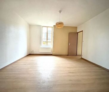Location Appartement 2 pièces 32m² BRIVE LA GAILLARDE 19100 - Photo 3