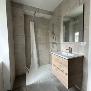 Location Appartement 2 pièces 34m² MULHOUSE 68200 - Photo 3