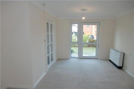 1 bedroom retirement property to rent - Photo 3