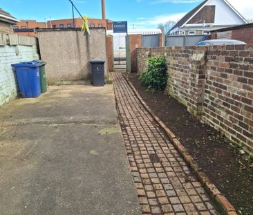 Milton Walk, Town Centre, DN1 - Photo 6